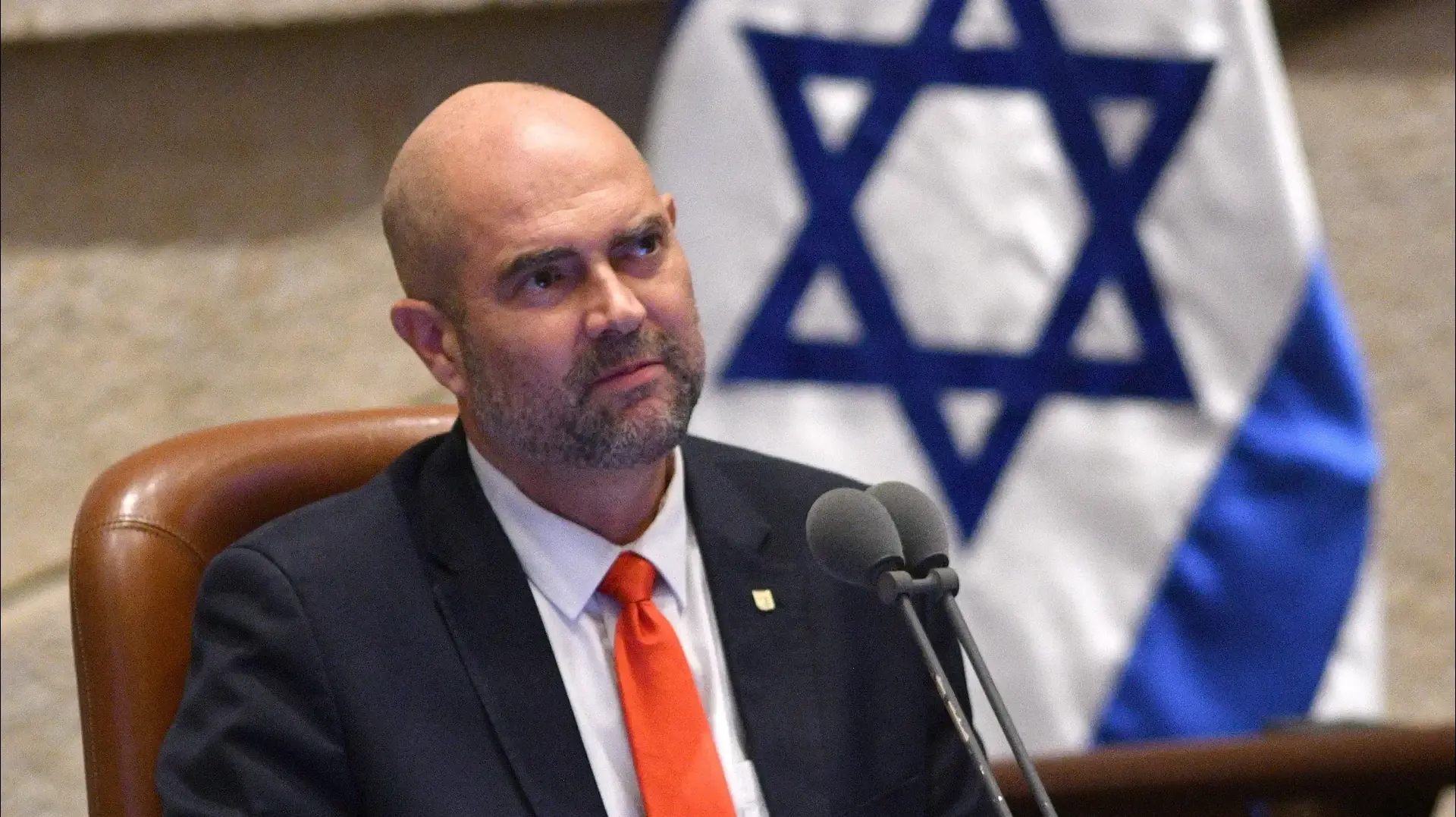 אמיר אוחנה, 11 במאי 2026
