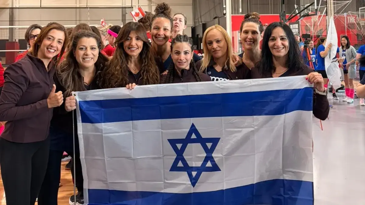 קבוצת פיוניר 1. מישראל. מאמאנט. קארין אינס