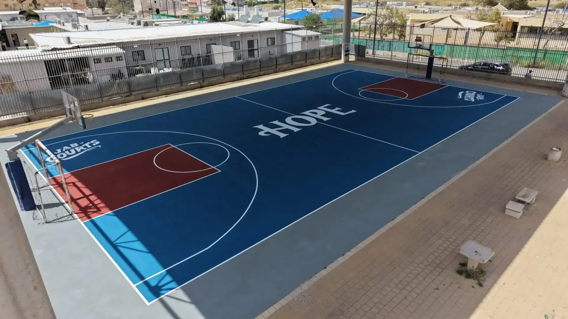 אופקים על המגרש אופקים על המגרש