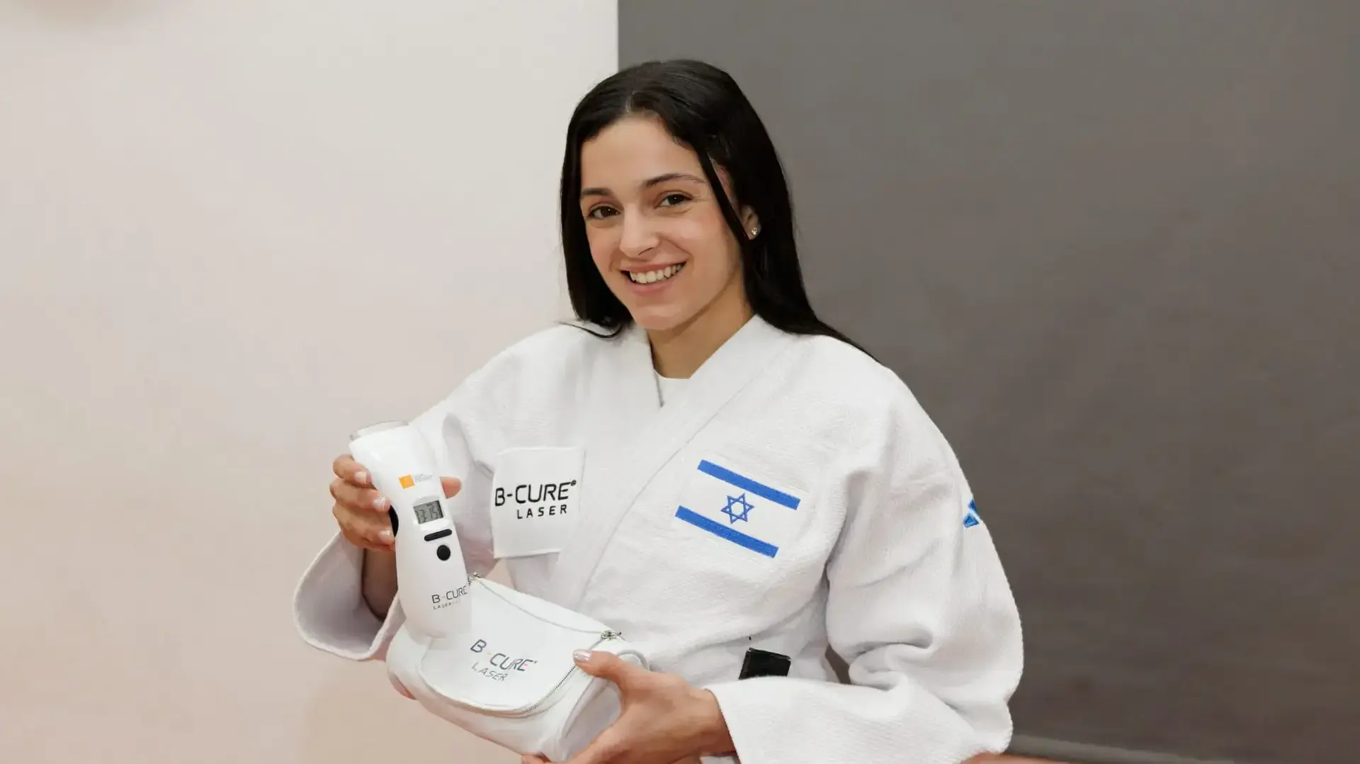 גפן פרימו אחרי חתימת הסכם חסות עם חברת בי קיור לייזר