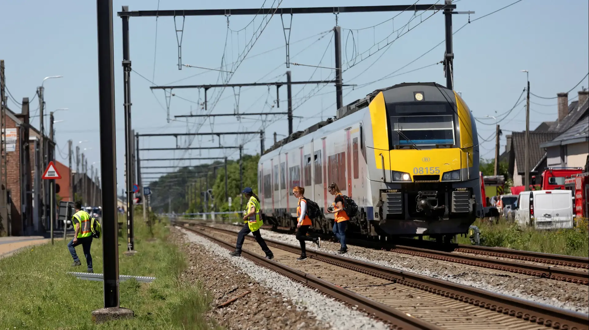 תאונה קשה בבלגיה: רכבת התנגשה באוטובוס בתי ספר, 4 נהרגו