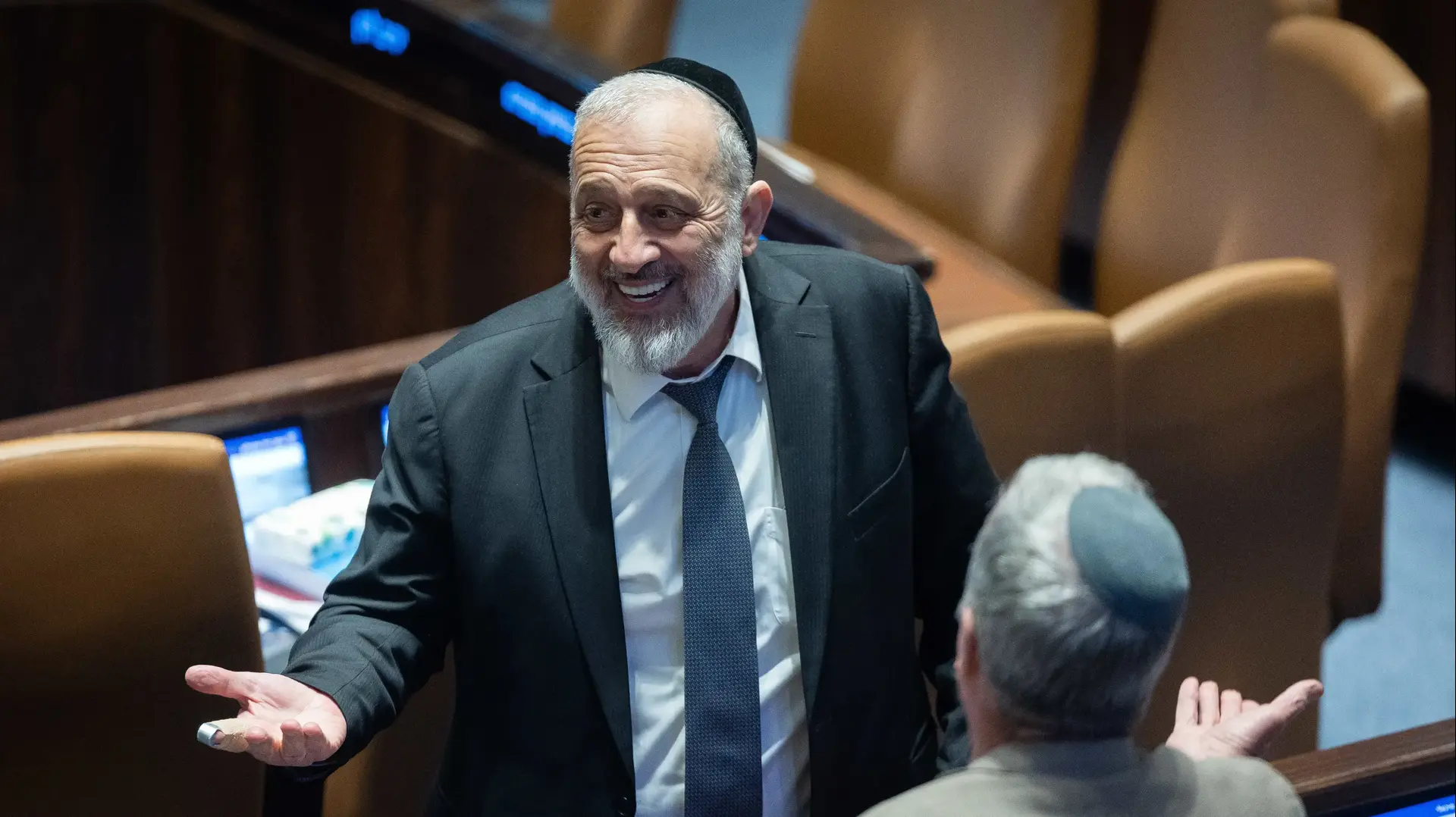 אריה דרעי, הצבעה על חוק המעונות, 27 במאי 2026