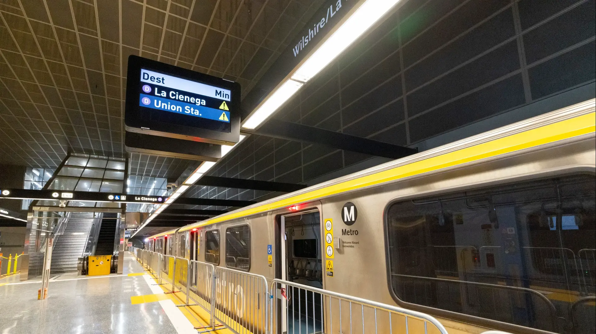 לוס אנג'לס תחבורה ציבורית Los Angeles Metro