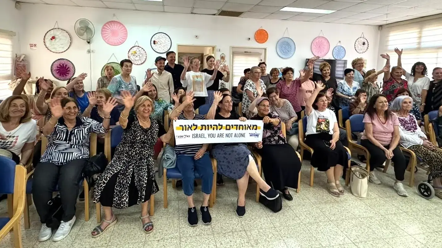 מפגש מטלטל בבאר שבע בני משפחות של נאצים נפגשו עם שורדי שואה
