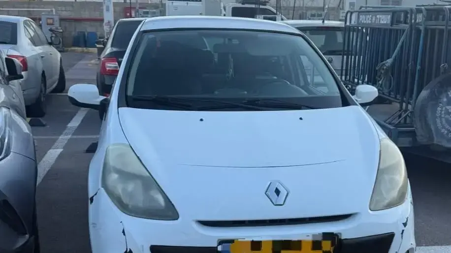 הרכב בו נעצרו החשודים