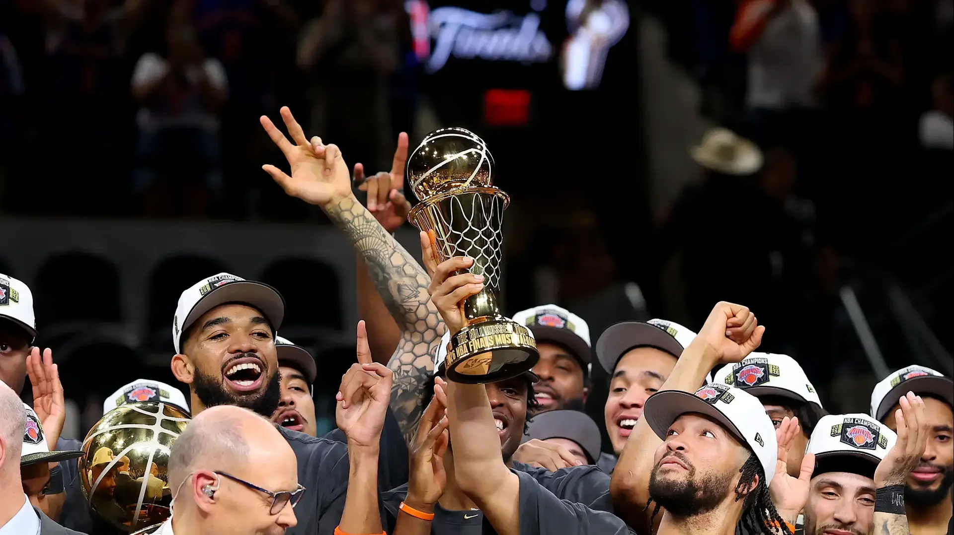 ניו יורק ניקס אלופת ה-NBA ניו יורק ניקס אלופת ה-NBA