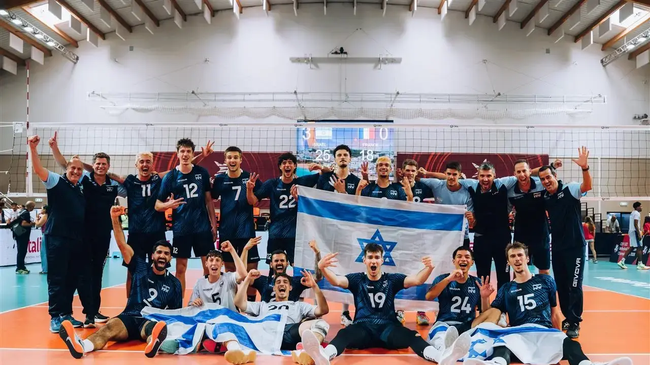 נבחרת ישראל בכדורעף עד גיל 22