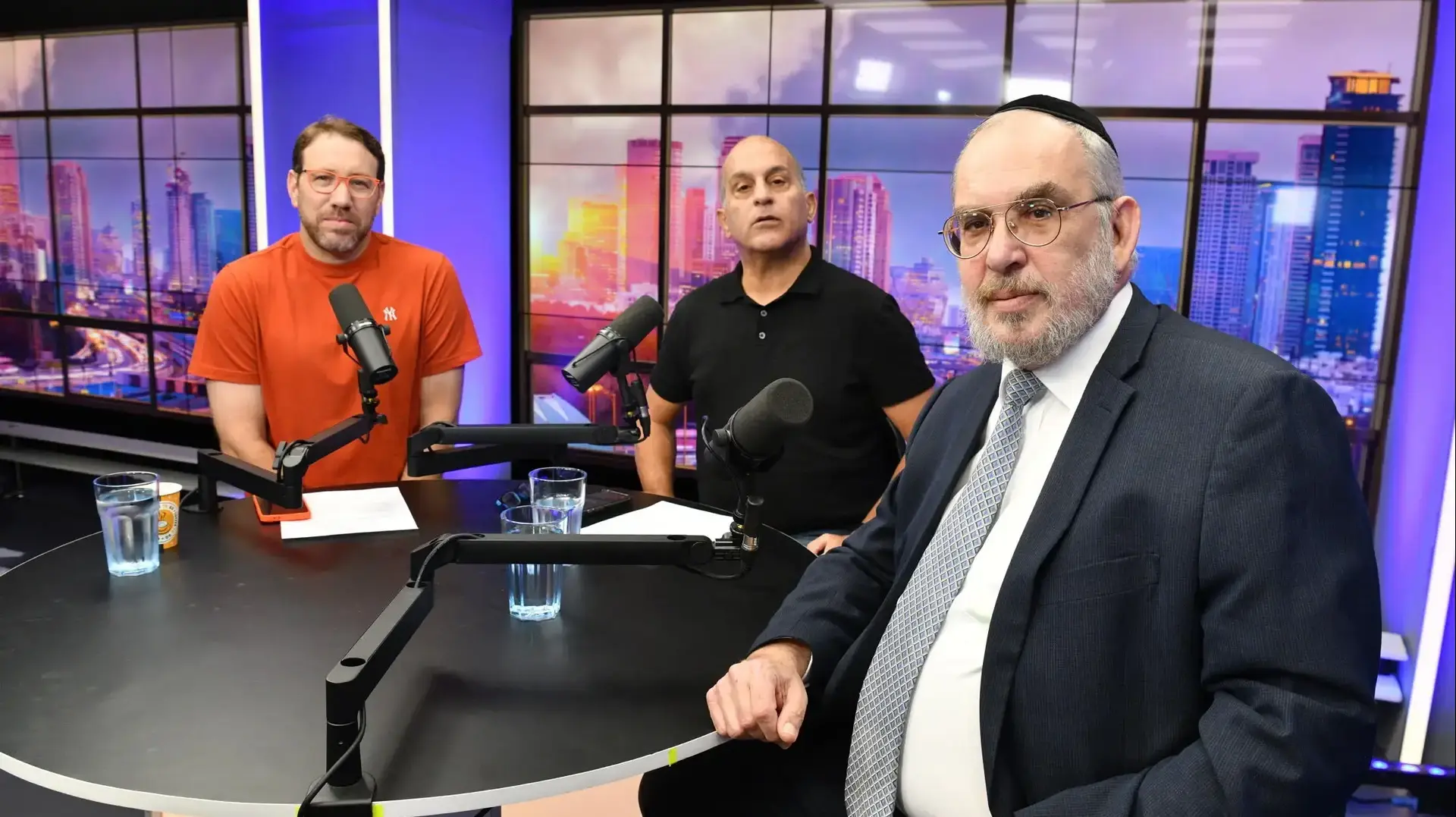 יעקב אשר 
יהדות התורה