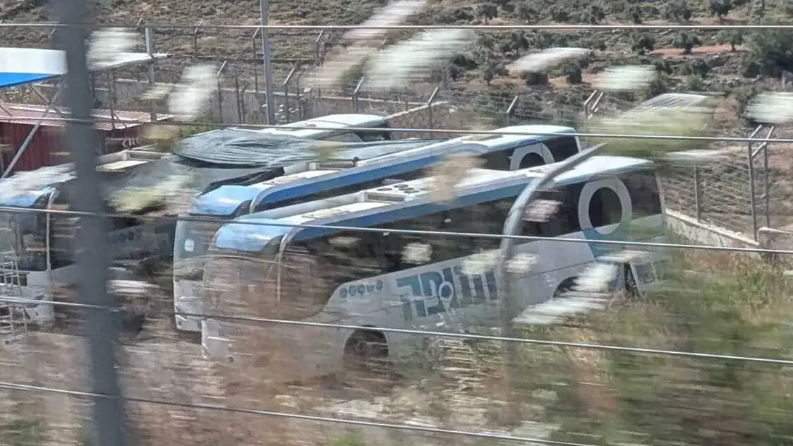 אוטובוסי ויזדום מושבתים של חברת תנופה