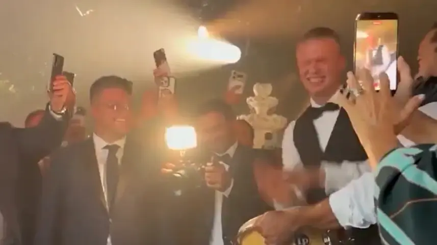 ארלינג הולאנד בחתונה של ג'אנלואיג'י דונארומה ארלינג הולאנד בחתונה של ג'אנלואיג'י דונארומה