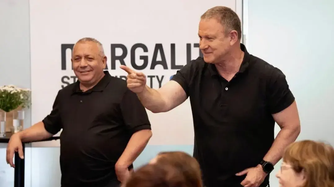 גדי איזנקוט ביקר במרגלית סטארטאפ סיטי בקריית שמונה