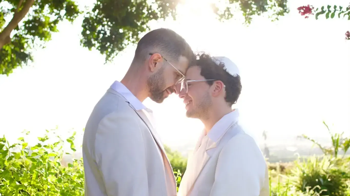 שחר טבוך ואמיר אהרון מתחתנים