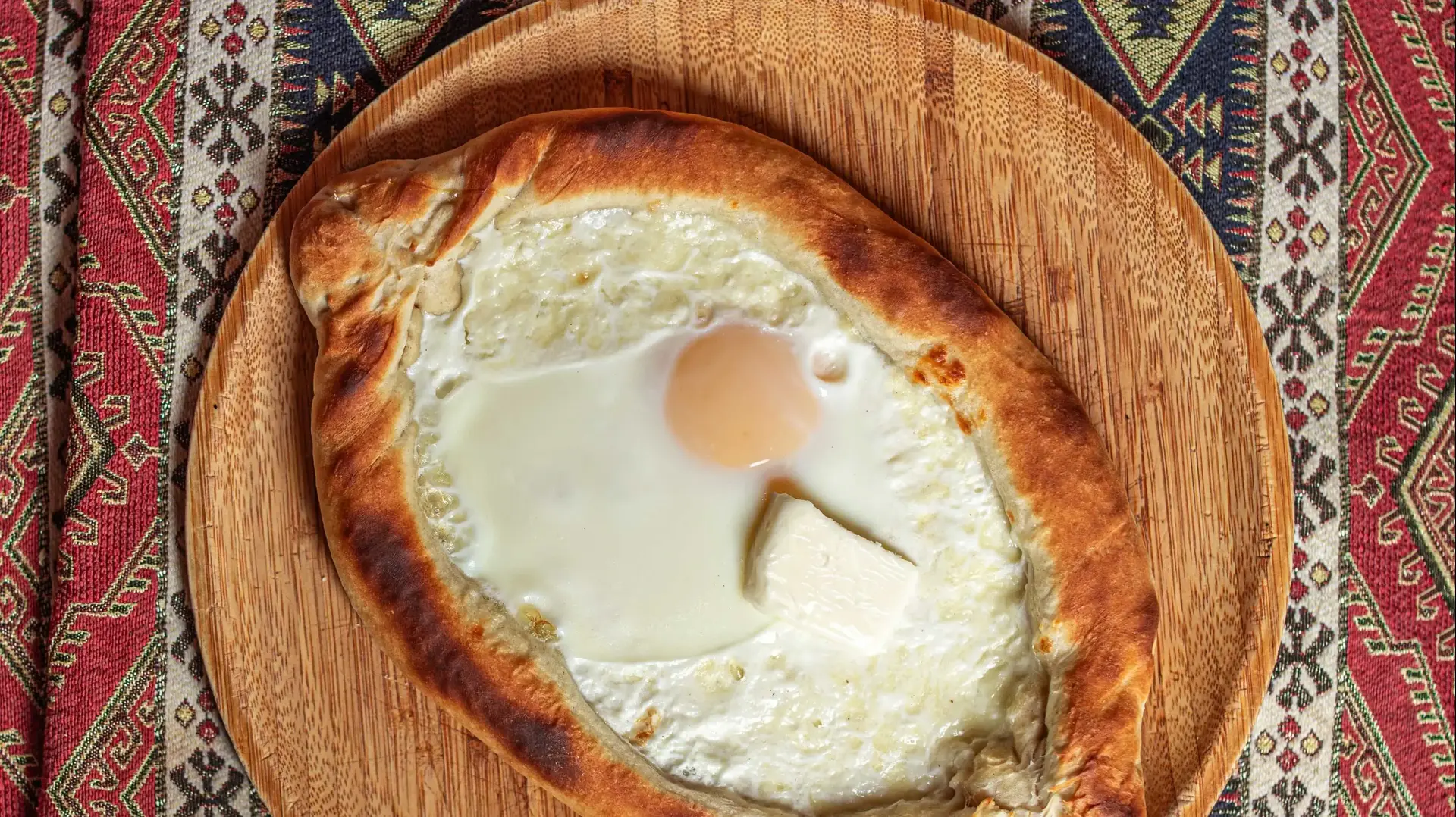 הפחמימה הכי מענגת שיש. חצ'אפורי אג'רולי