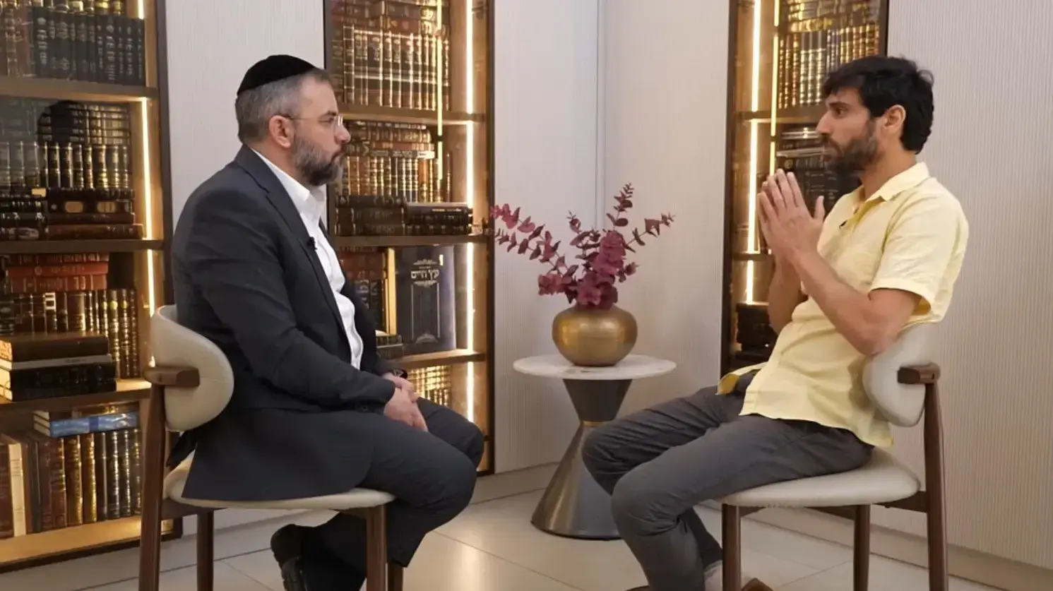 איך מתמודדים עם OCD? יהונתן לוי בריאיון אישי עם אבי מימרן על ההפרעה הכפייתית