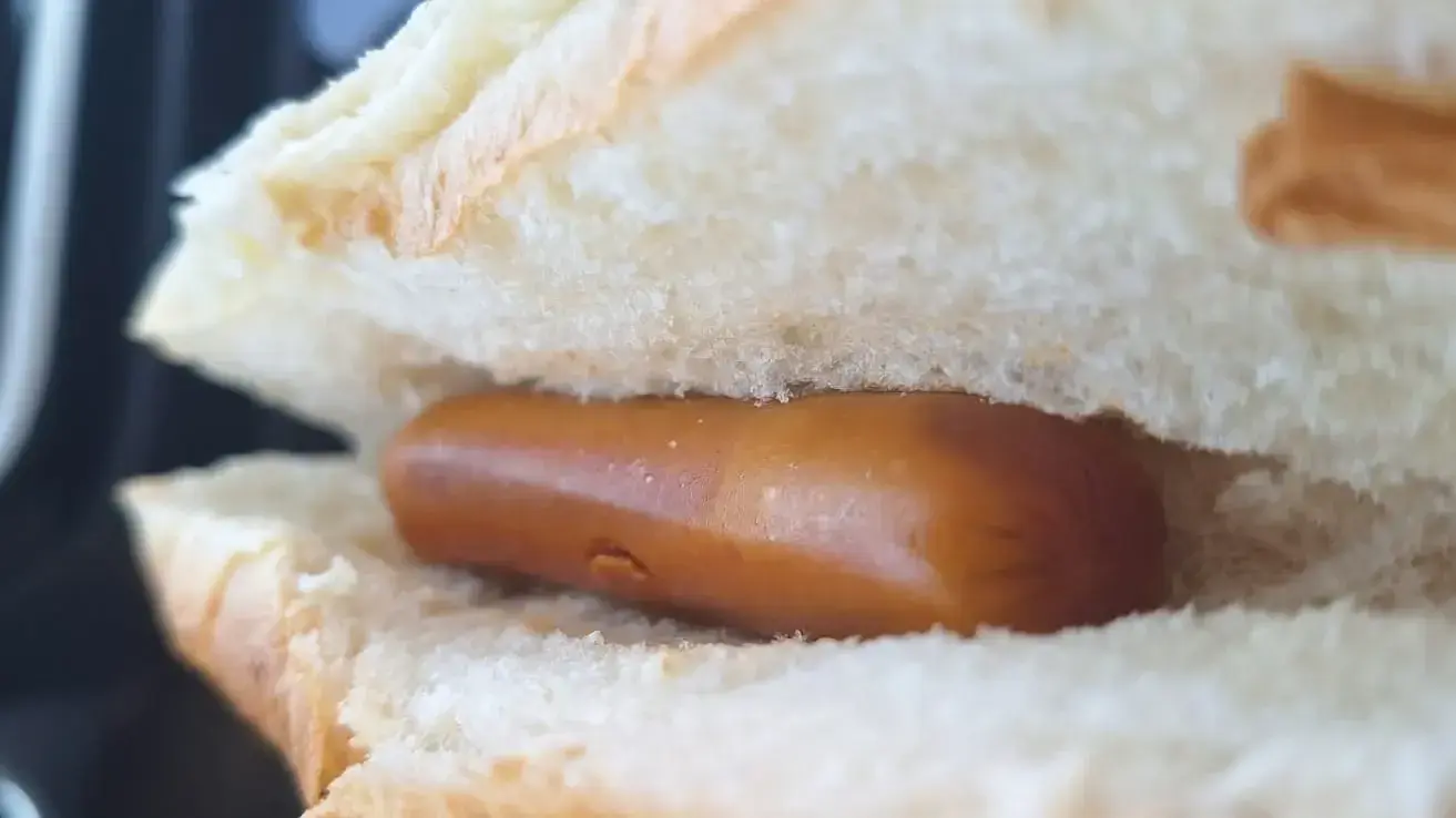 אפשר לשדרג עם עוד הנקניקייה. נקניקייה של יילו