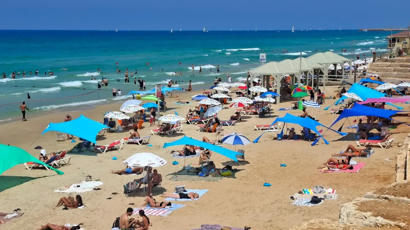 חוף הצוק חוף הצוק