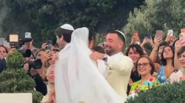 עומר אדם וסשה מתחתנים עומר אדם וסשה מתחתנים