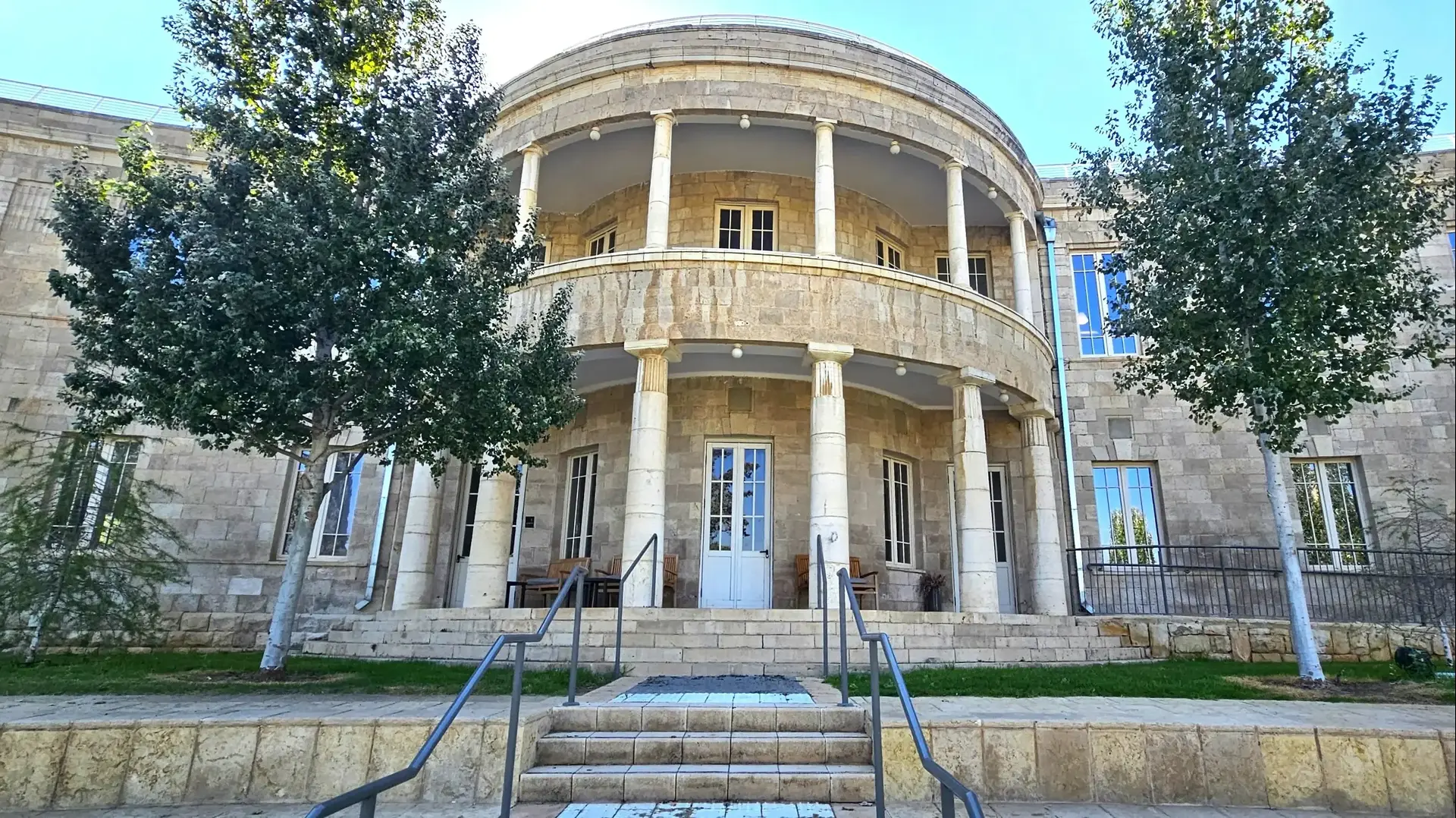 ארזה, מוצא עילית