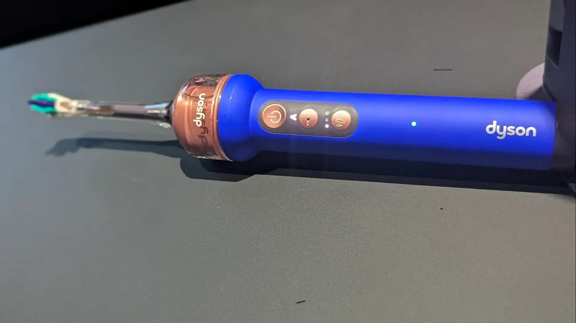 דייסון CameraJet מברשת שיניים Dyson