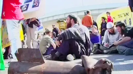 קיבוץ ניר עם סופג קסאמים