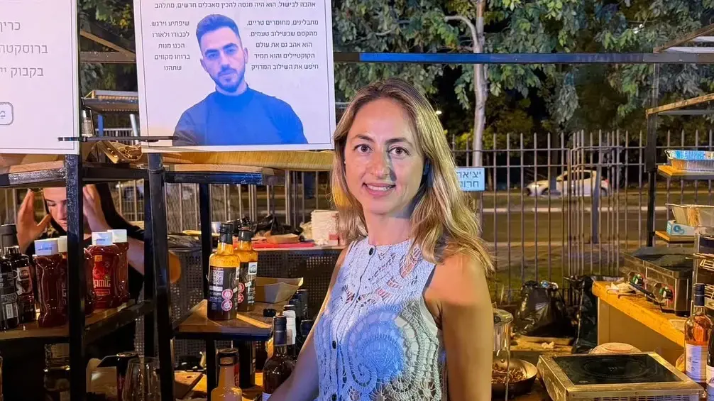 אורלי פינקלשטיין, אחותו של ליאור טקאץ', בפסטיבל היין בבאר שבע