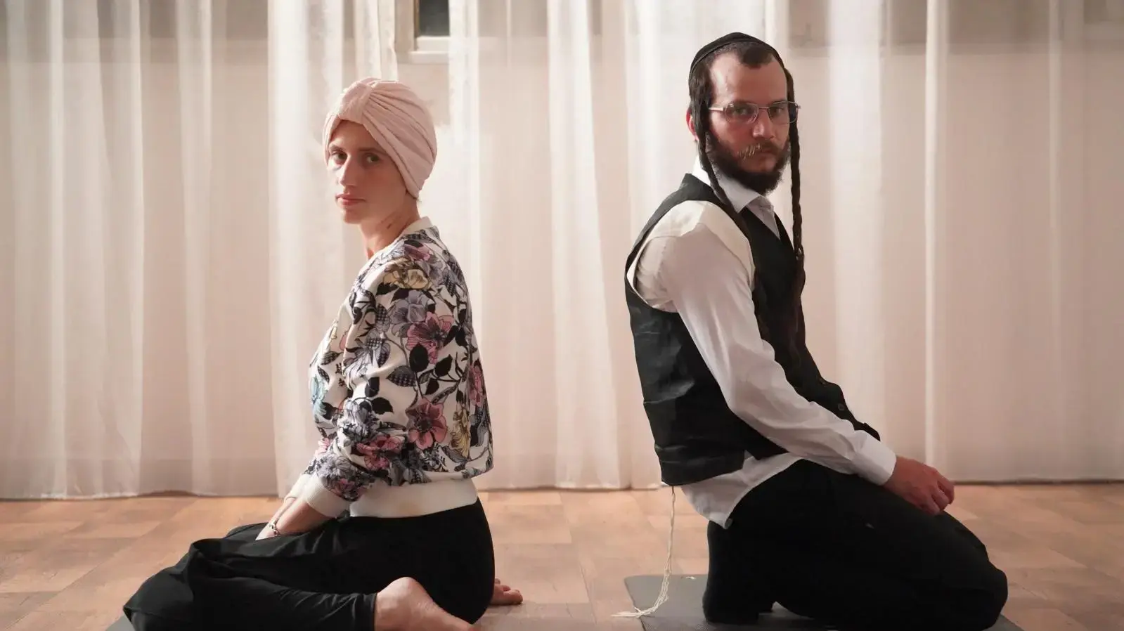 הסרט האחרון של הבמאי ניצן גלעדי. "ואהבת" עם יעל אלקנה ומיכאל מושונוב