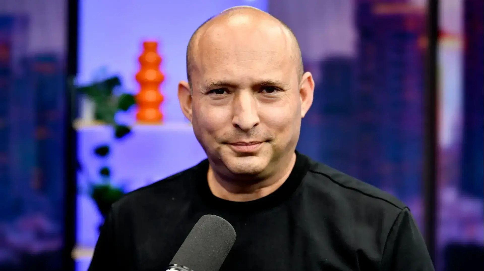 נפתלי בנט באולפן וואלה