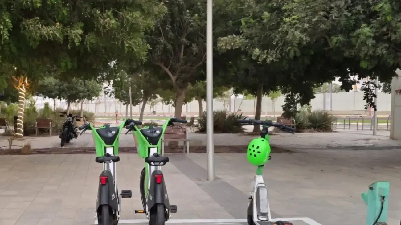 קורקינטים ובאופניים חשמליים שיתופיים