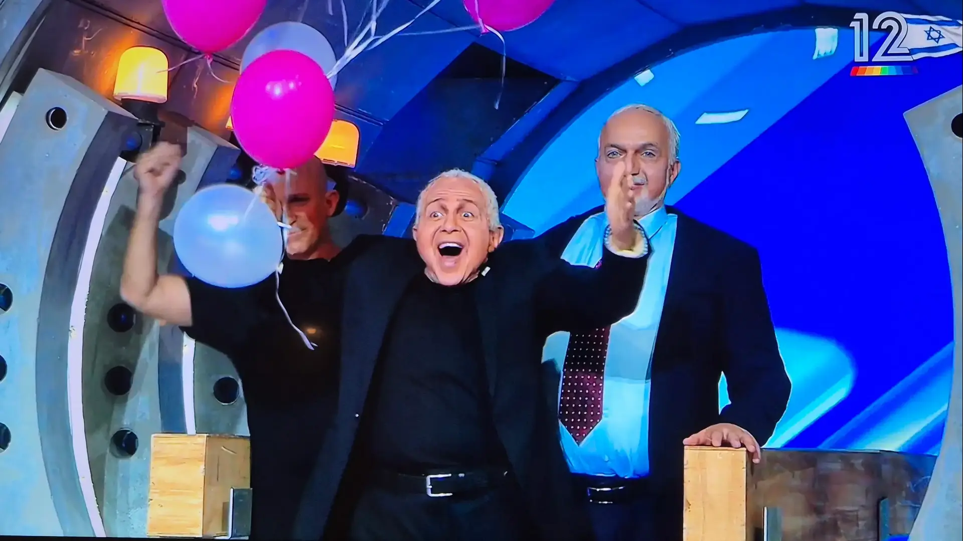 ארץ נהדרת, מתוך שידורי ליל הבחירות, קשת 12
