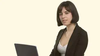 אישה עובדת