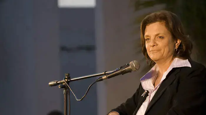 פרופ' יולי תמיר