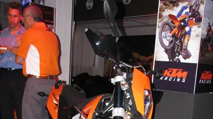 השקת אופנועי KTM 690 בישראל