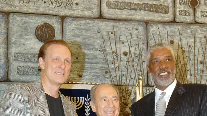 ריק בארי ודוקטור ג'יי עם נשיא המדינה שמעון פרס