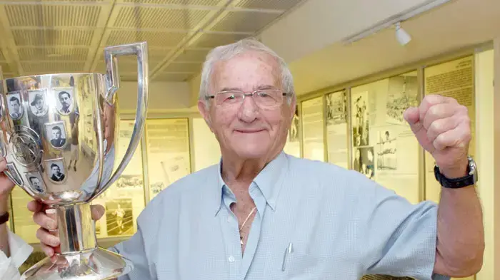 שחקן עבר מכבי תל אביב שייע גלזר