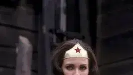 Wonder woman, אשת חיל