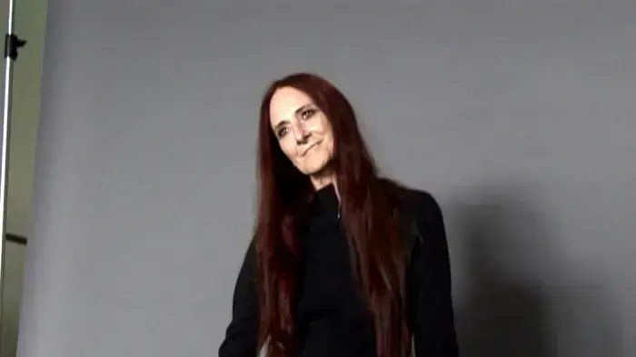 רינה שיינפלד לקום איל פו