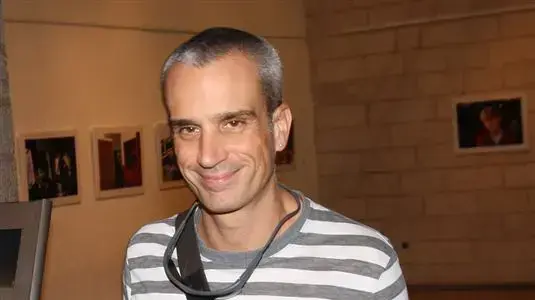 אברי גלעד