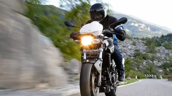 ב.מ.וו F800R