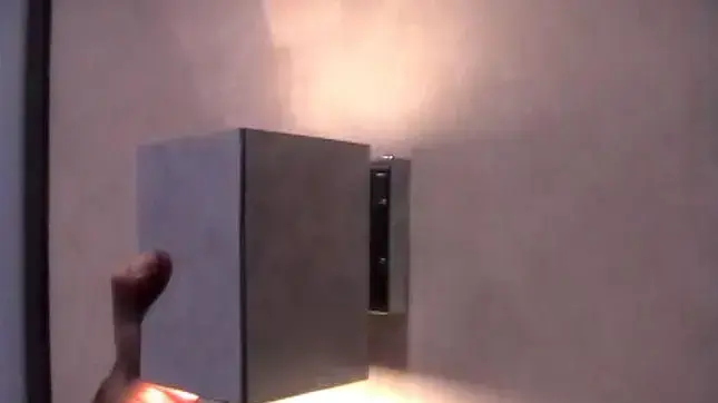 הקיר המטעין של PowerMat