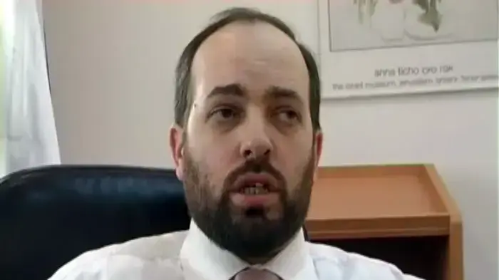 שר התקשורת אריאל אטיאס