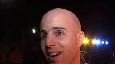 מאמן הפועל חולון דני פרנקו בחגיגות הזכייה בגביע המדינה