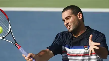 אנדי רם, טניסאי ישראלי, במהלך טורניר דובאי