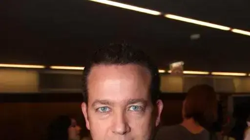 גיא פינס