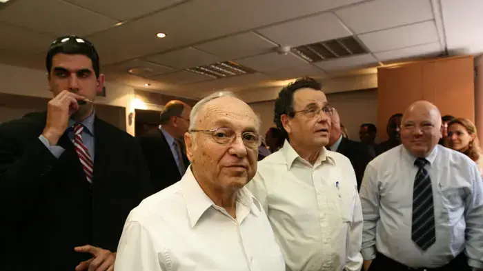 יעקב נאמן, דניאל פרידמן