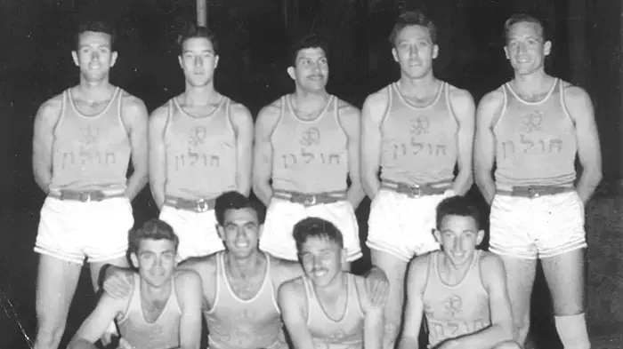 קבוצת הפועל חולון 1951