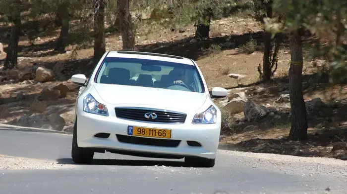 מבחן אינפיניטי G37  סדאן