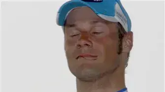 טום בונן רוכב אופניים בלגי
