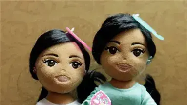 בובות של מליה וסשה אובמה