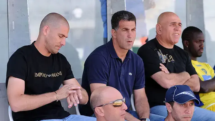אבי נמני מאמן מכבי תל אביב עם מרקו בלבול, עוזי שעיה