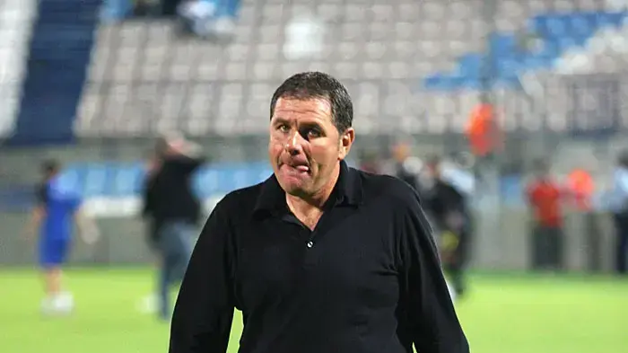 מאמן הפועל תל אביב אלי גוטמן מאמן הפועל תל אביב אלי גוטמן